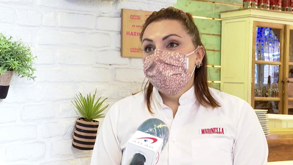 Denuncia amenazas y pintadas en su bar por pedir que usasen el castellano: "Habla en catalán o emigra"