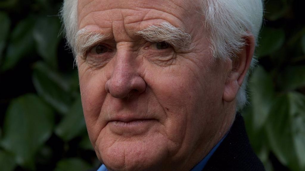 Muere el escritor británico John le Carré a los 89 años Muere el escritor británico John le Carré a los 89 años