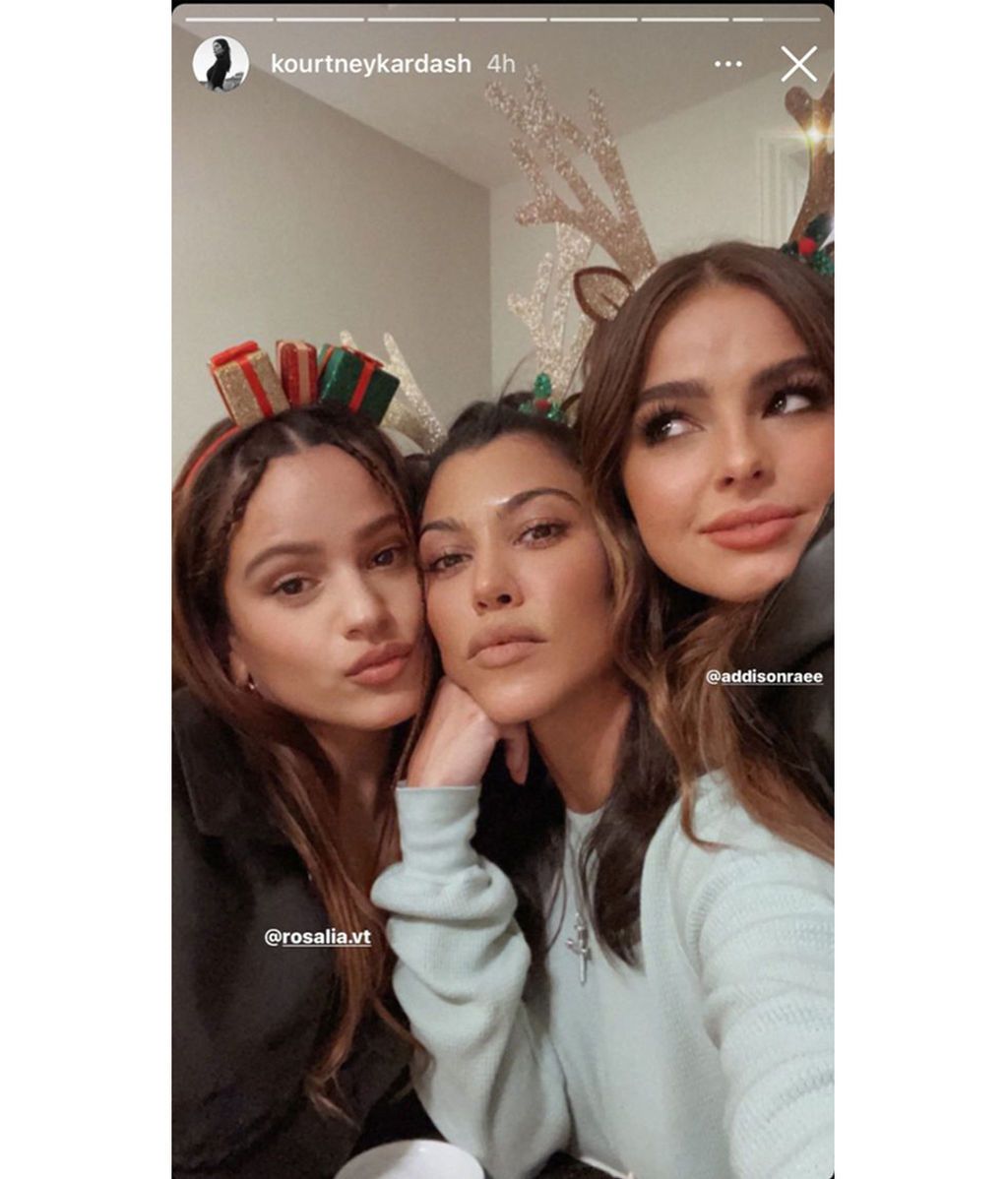 Rosalía y las Kardashian se reúnen en una fiesta navideña