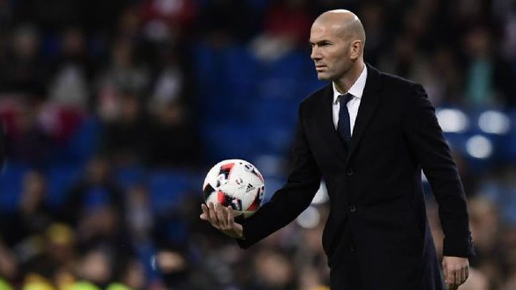 El toque de atención de Zidane tras la victoria por 31 a 0 de los benjamines del Real Madrid ante el Villaverde