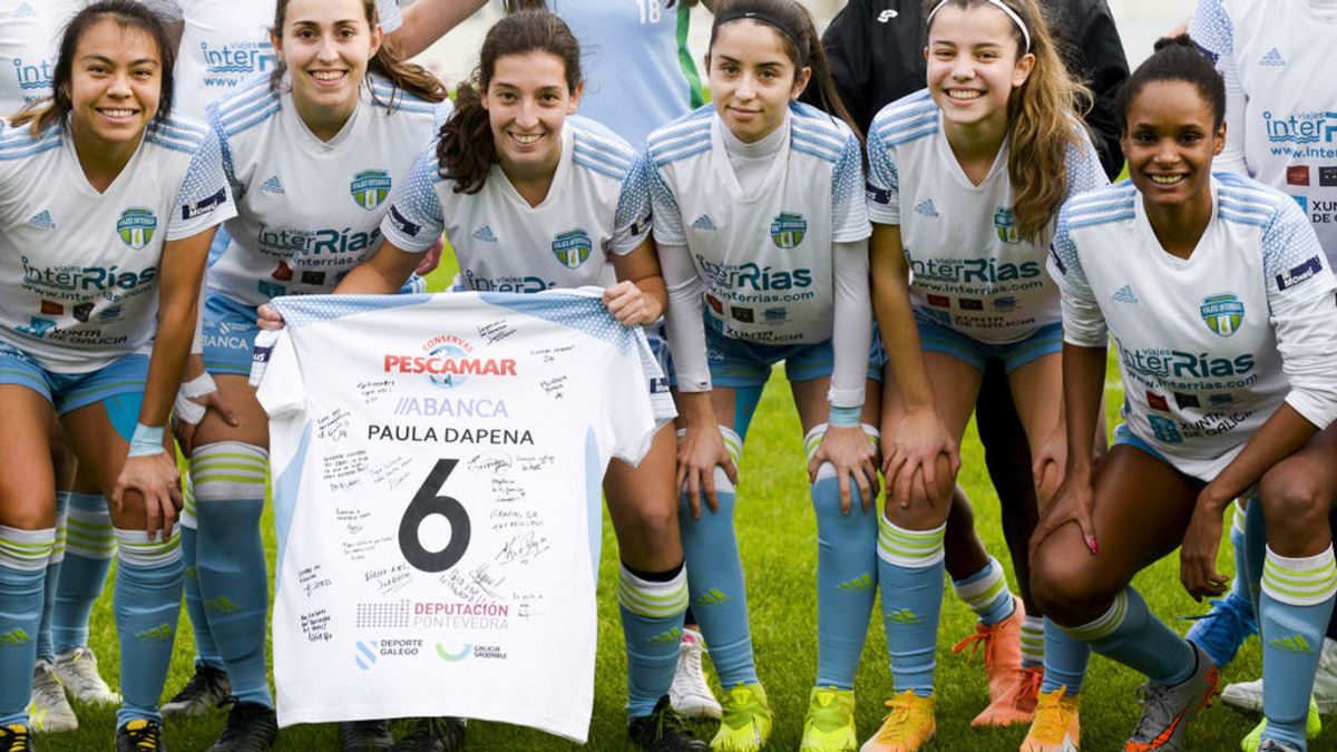 La futbolista que se negó a homenajear a Maradona recibe el apoyo de sus propias compañeras: "Era un violador, pedófilo y abusador" La futbolista que se negó a homenajear a Maradona recibe el apoyo de sus propias compañeras: "Era un violador, pedófilo y abusador"