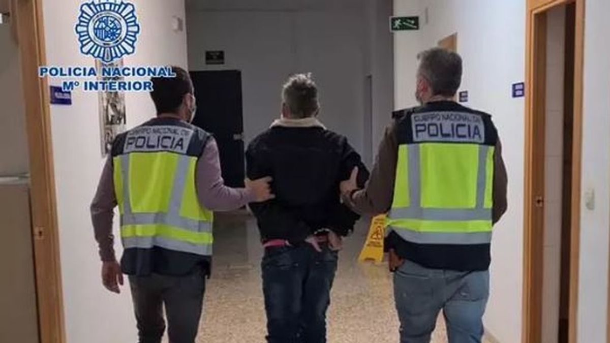 Detenidos dos hombres y una mujer acusados de la violación de una menor en Almería