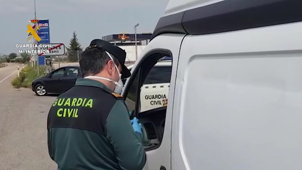 Investigan al padre de un niño de 9 años que conducía una furgoneta en Ourense Investigan al padre de un niño de 9 años que conducía una furgoneta en Ourense