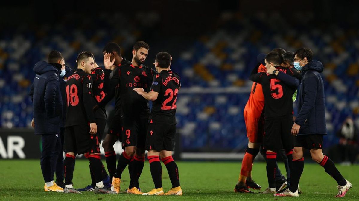 Sorteo muy duro para los equipos españoles en Europa League: Real Sociedad-Manchester United, Salzburgo-Villarreal y Granada-Nápoles Sorteo muy duro para los equipos españoles en Europa League: Real Sociedad-Manchester United, Salzburgo-Villarreal y Granada-Nápoles