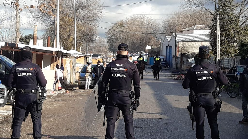 Desarticulado un clan familiar que pretendía controlar el narcotráfico en la Cañada Real Desarticulado un clan familiar que pretendía controlar el narcotráfico en la Cañada Real