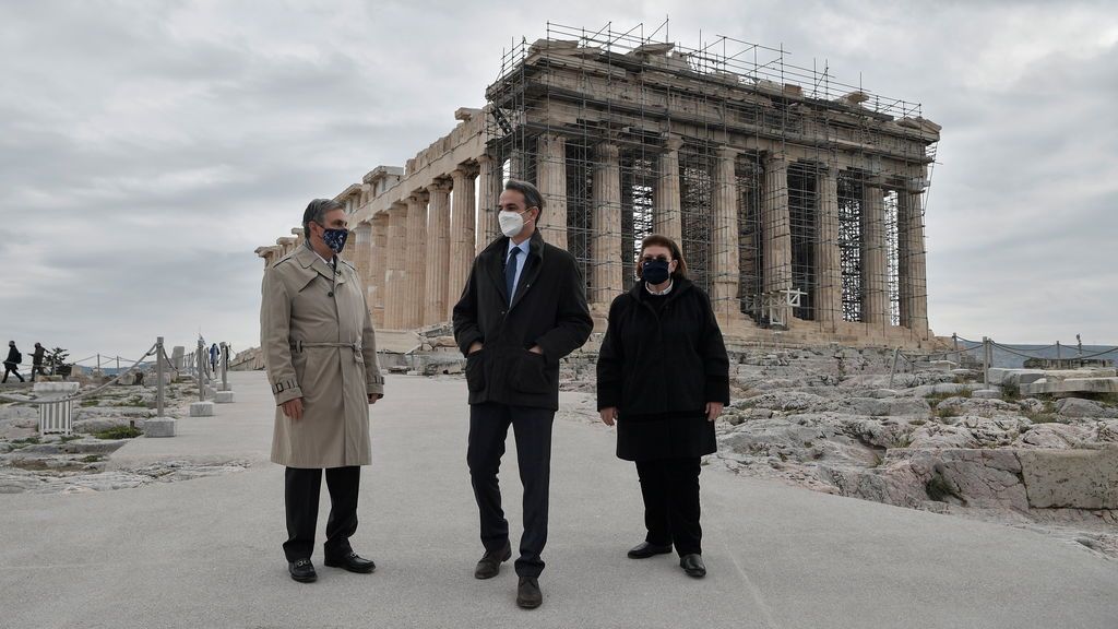Grecia aprueba un gasto militar cinco veces mayor para el próximo año Grecia aprueba un gasto militar cinco veces mayor para el próximo año