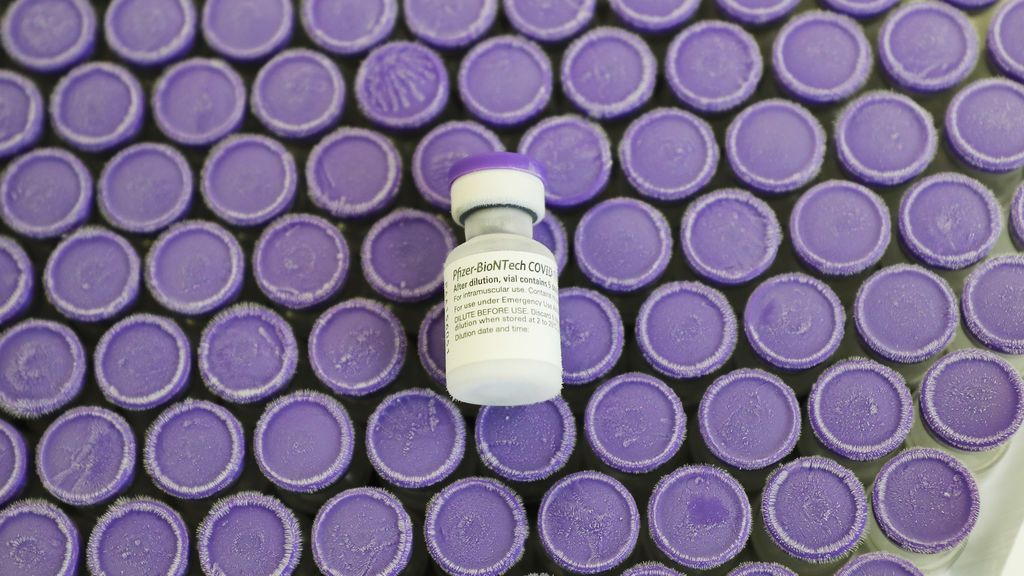 EuropaPress_3480725_15_december_2020_us_san_diego_general_view_of_doses_of_the_pfizer-biontech