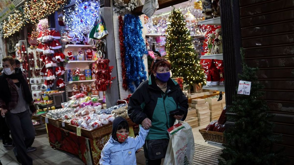 OMS avisa de Europa está en "alto riesgo" de una 3ª ola de Covid y aconseja mascarillas en reuniones familiares OMS avisa de Europa está en "alto riesgo" de una 3ª ola de Covid y aconseja mascarillas en reuniones familiares