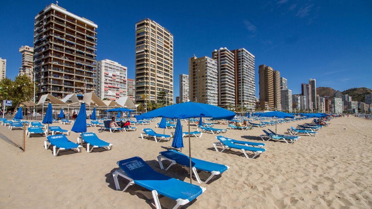El turismo mundial regresa a cifras de 1990 y perderá este año 1.000 millones de viajeros internacionales El turismo mundial regresa a cifras de 1990 y perderá este año 1.000 millones de viajeros internacionales