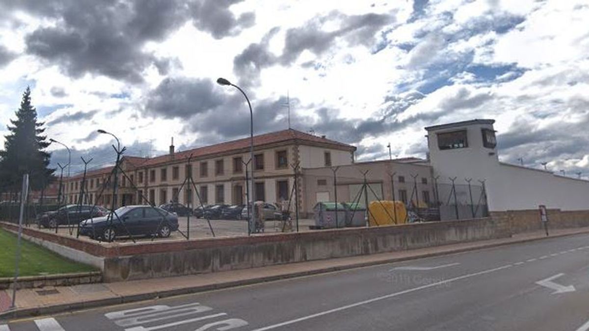 Un preso intenta fugarse saltando el muro de la cárcel de Soria Un preso intenta fugarse saltando el muro de la cárcel de Soria