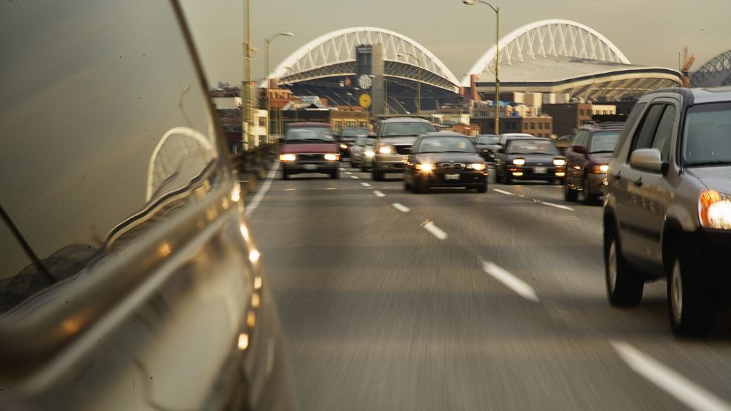 El uso de vehículos sostenibles crece en la España pos-COVID, mientras se desploma el transporte público