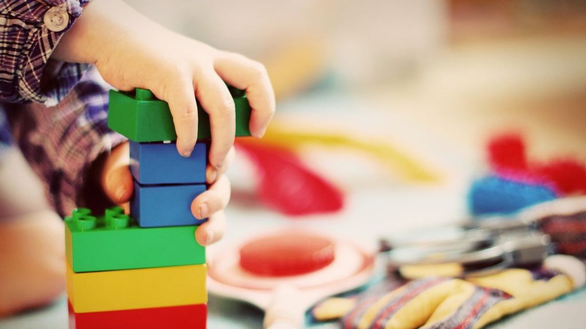 Por qué no debemos regalar demasiados juguetes a los niños Por qué no debemos regalar demasiados juguetes a los niños