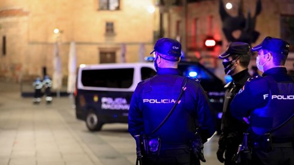 Más de 100 denuncias en la nochevieja universitaria de Salamanca Más de 100 denuncias en la nochevieja universitaria de Salamanca