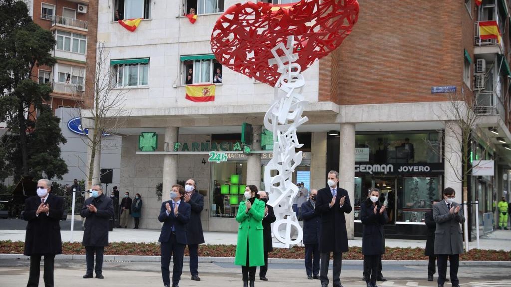 Escultura 'El árbol de la vida', homenaje a los sanitarios en Madrid