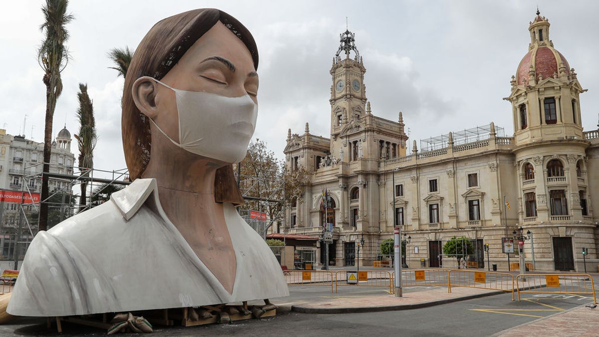Las Fallas se celebrarán en septiembre Las Fallas se celebrarán en septiembre