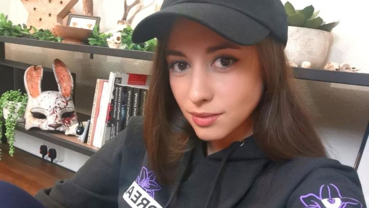 La historia de Anita: una gamer con síndrome de Tourette a la que sus tics le han llevado al éxito La historia de Anita: una gamer con síndrome de Tourette a la que sus tics le han llevado al éxito