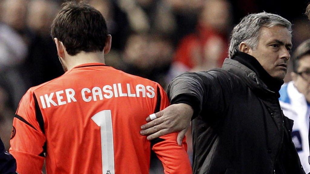Iker Casillas se arrepiente de cómo gestionó su relación con Mou: "Fue un amor-odio"