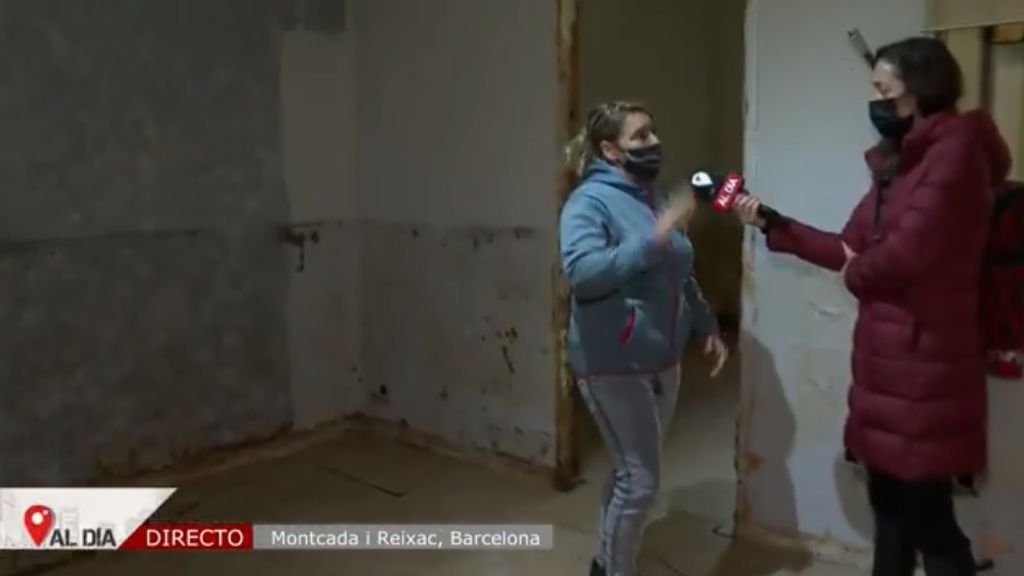 Inundaciones en Montcada, Barcelona: rescatan a una mujer en su casa atrapada con el agua al cuello