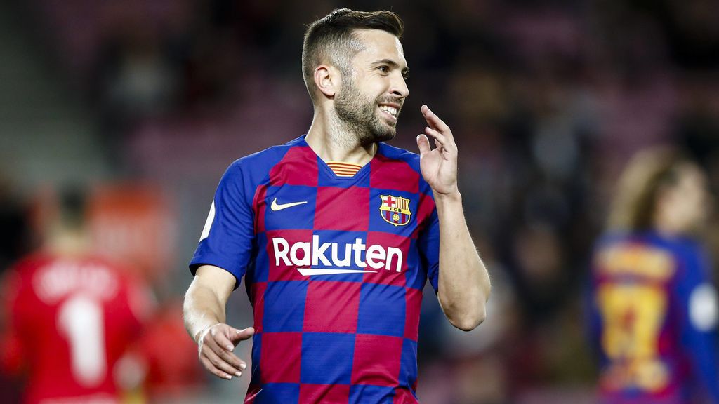 Cuando comenzó a hacerse famosa se relacionó a Hiba con el jugador del Barça, Jordi Alba.