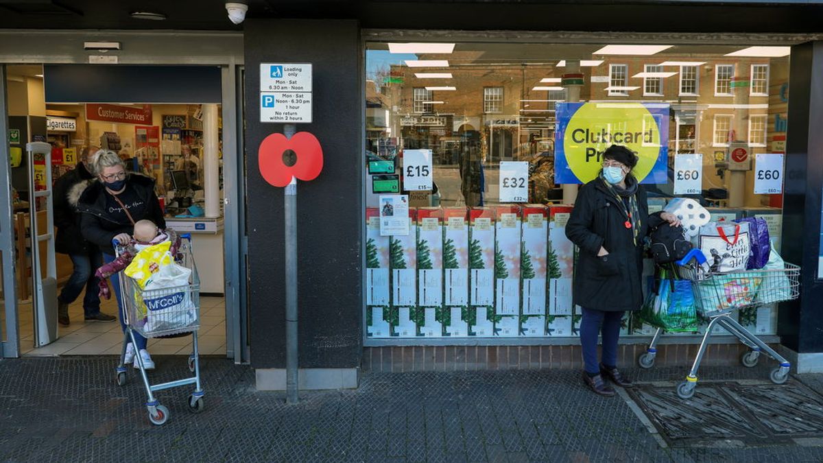 Supermercados británicos advierten de escasez de fruta y verdura si el caos no se resuelve en días Supermercados británicos advierten de escasez de fruta y verdura si el caos no se resuelve en días