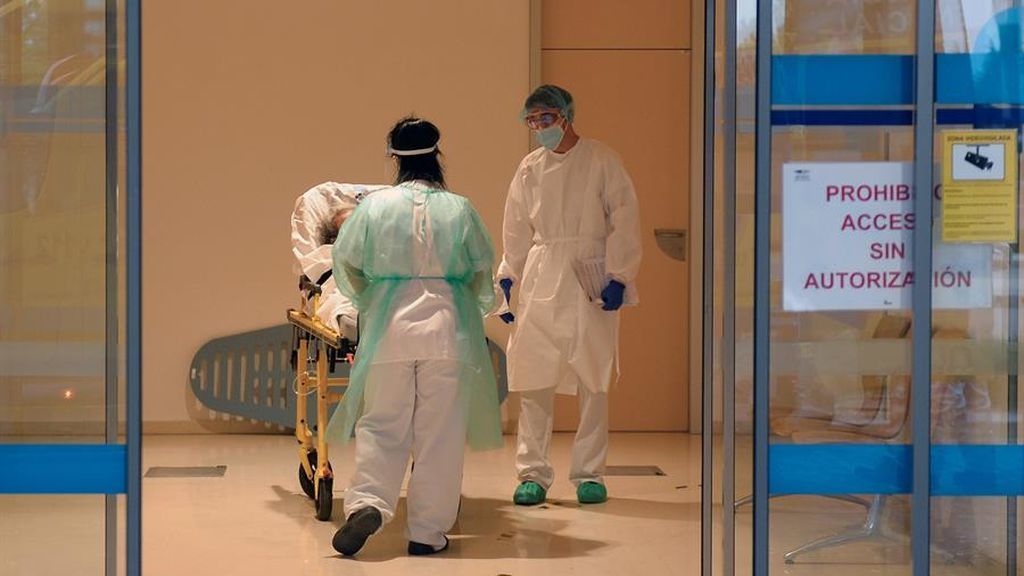 España supera los 1,8 millones de contagiados y los 49.000 fallecidos tras sumar  22.013 casos y 334 muertos más