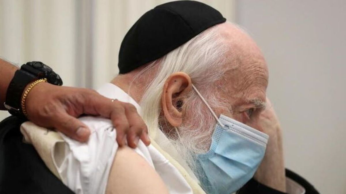 Muere tras contagiarse dos veces de coronavirus con cepas distintas en Israel