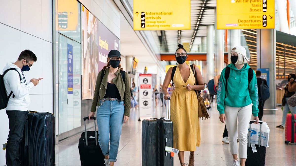 El 68% de los turistas británicos cancelan sus viajes con España por la nueva cepa del virus y la incertidumbre El 68% de los turistas británicos cancelan sus viajes con España por la nueva cepa del virus y la incertidumbre