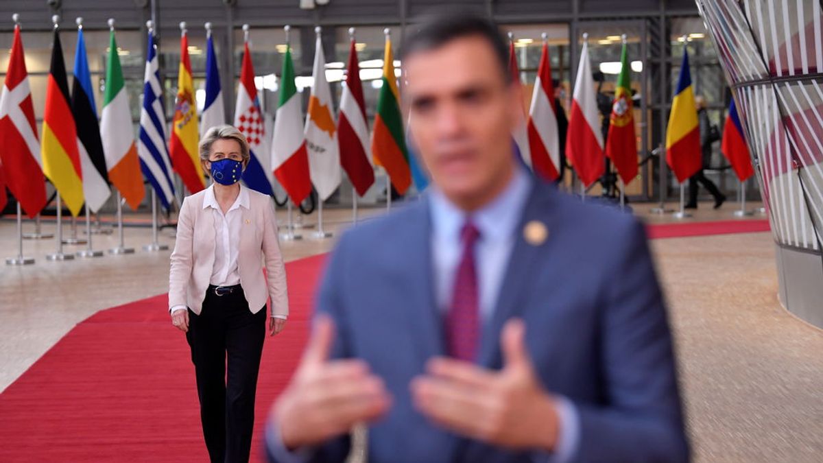 “Moncloa no será la ventanilla única”; el Gobierno aprueba un decreto para agilizar la recepción de los fondos europeoss “Moncloa no será la ventanilla única”; el Gobierno aprueba un decreto para agilizar la recepción de los fondos europeoss