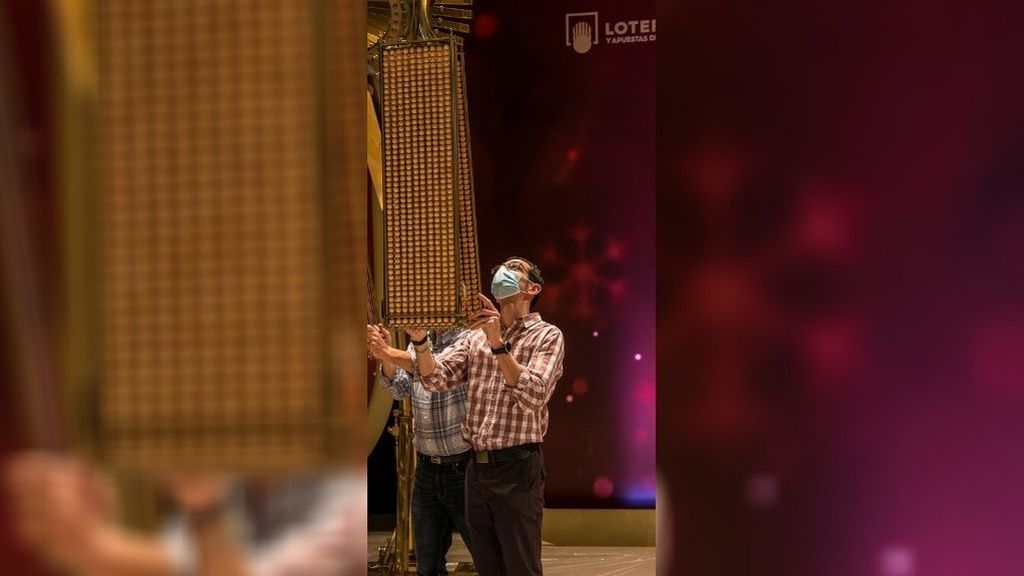 Comprobaciones en el Teatro Real en la víspera del sorteo