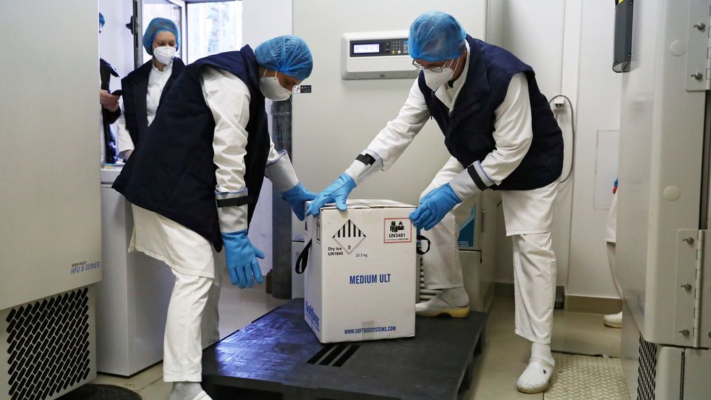 Todo listo para vacunar en 12 semanas a los 2,3 millones de españoles más vulnerables Todo listo para vacunar en 12 semanas a los 2,3 millones de españoles más vulnerables