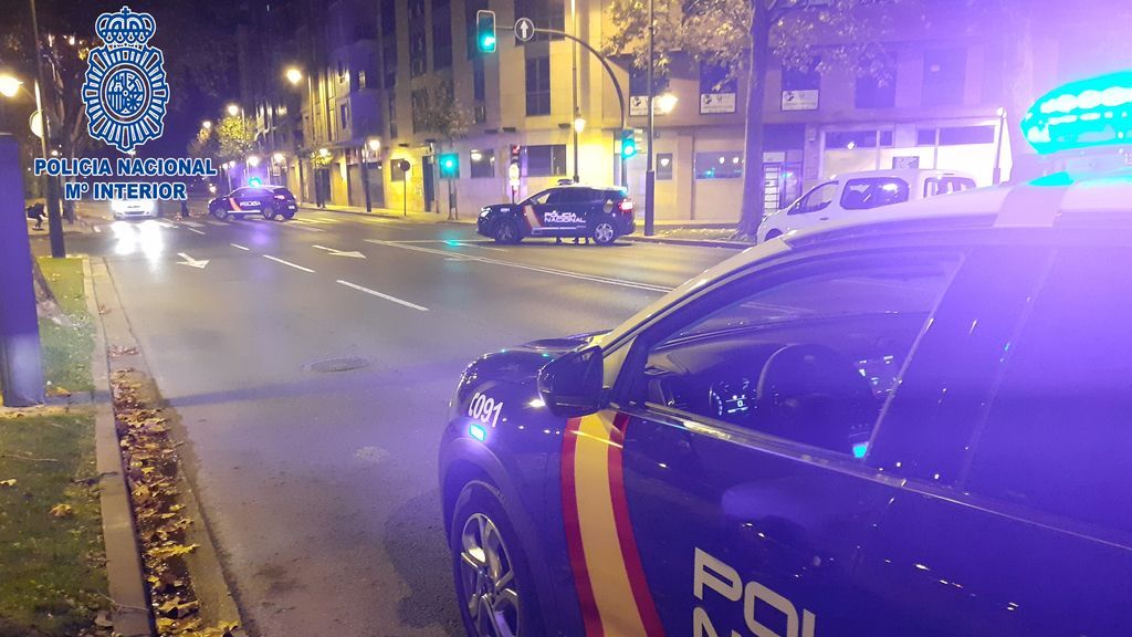 Imagen de archivo de un coche patrulla de la Policía Nacional Imagen de archivo de un coche patrulla de la Policía Nacional