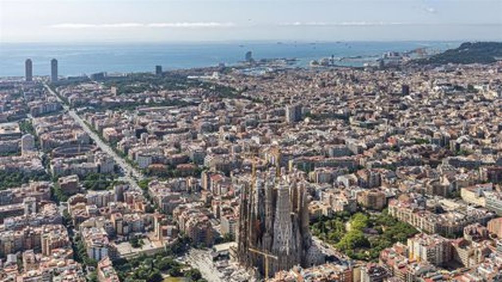 Creencias negacionistas en Barcelona: Un 16,5% cree que la covid-19 es una conspiración mundial Creencias negacionistas en Barcelona: Un 16,5% cree que la covid-19 es una conspiración mundial