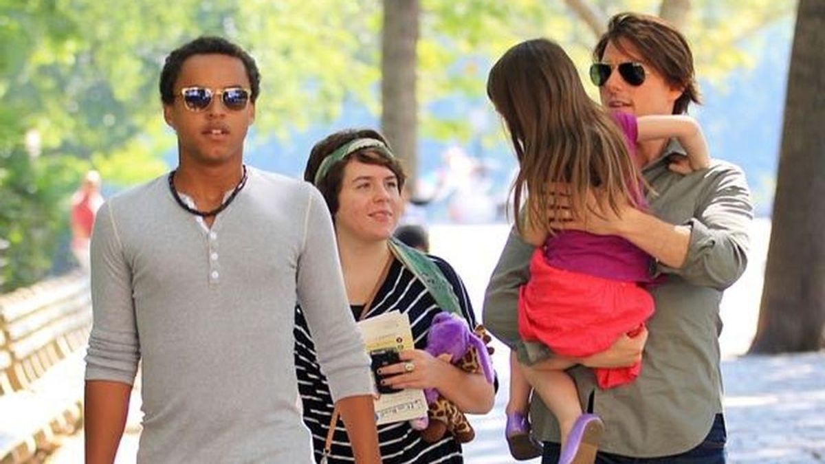 Peluquera, DJ y una mini 'it girl': así son y así han crecido Isabella, Connor y Suri, los hijos de Tom Cruise.