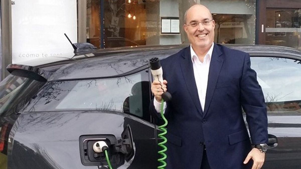 Arturo Pérez, impulso al eléctrico: "En algunas Administraciones sí hay ese poso de eliminar los coches"