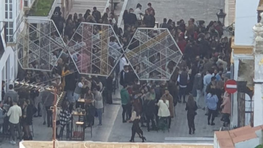 Aglomeraciones en Arcos de la Frontera durante la Tardebuena