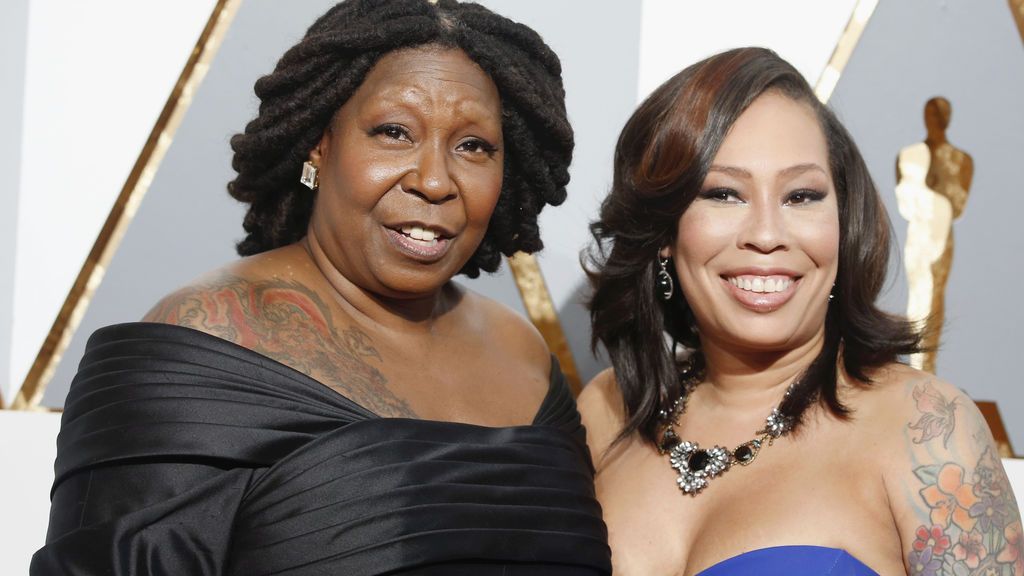 Whoopi Goldberg con su hija Alexandra en los Óscars