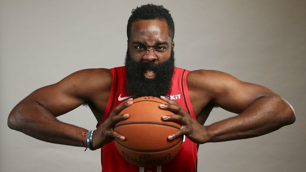 James Harden paga 50.000 dólares tras irse de fiesta saltándose el protocolo sanitario