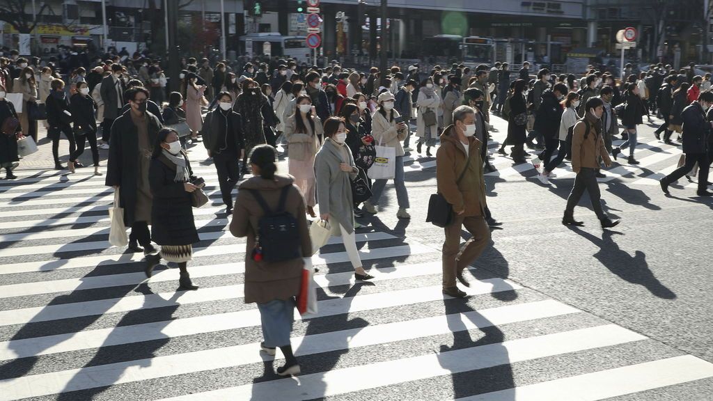 Japón prohíbe la entrada de extranjeros hasta finales de enero tras detectar casos de la nueva cepa Japón prohíbe la entrada de extranjeros hasta finales de enero tras detectar casos de la nueva cepa