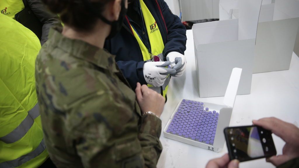 La empresa de logística ID Logistics ha recibido el primer envío de vacunas contra la covid-19 de Pfizer en España