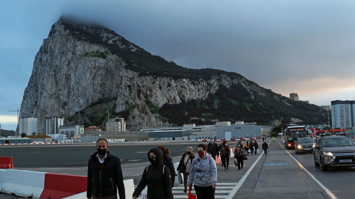 Gibraltar anuncia medidas más restrictivas para frenar el virus: toque de queda y cierre de comercios no esenciales