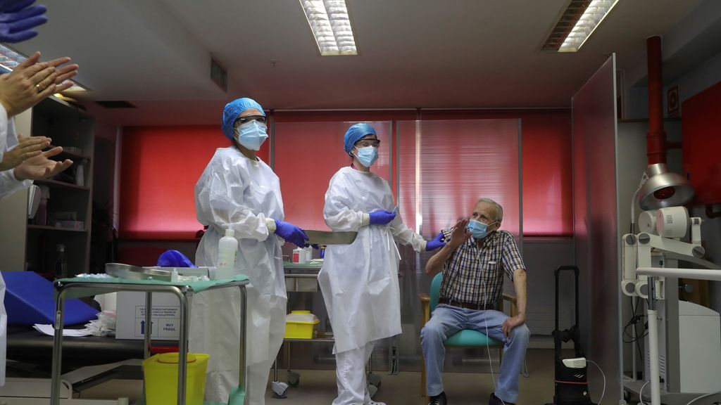 Día histórico en la lucha contra el coronavirus en España: comienza la vacunación, en IMÁGENES
