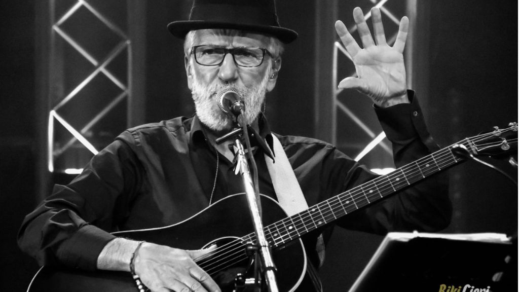 Pancho Varona anuncia el regreso de Viceversa, la banda que acompañó a Joaquín Sabina en los 80 Pancho Varona anuncia el regreso de Viceversa, la banda que acompañó a Joaquín Sabina en los 80