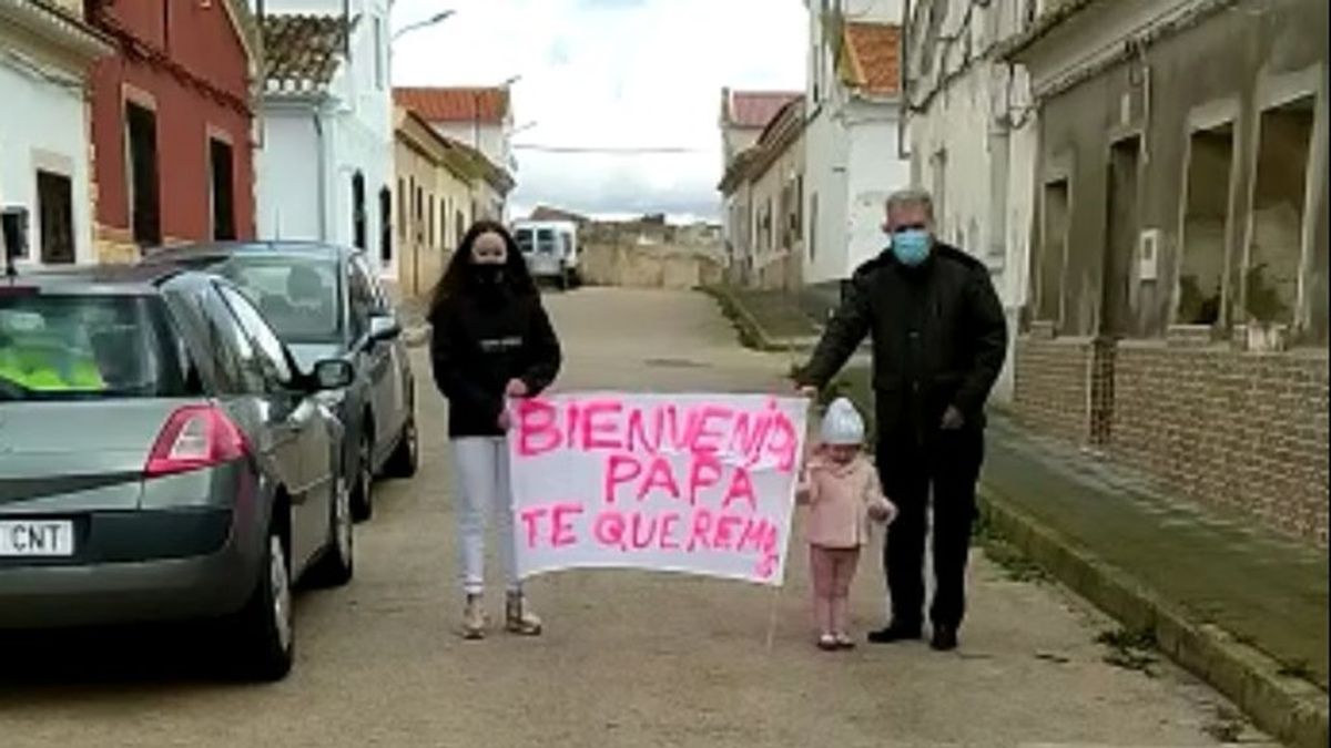 Los camioneros por fin llegan a casa después de Navidad: "Bienvenido papá, te queremos"