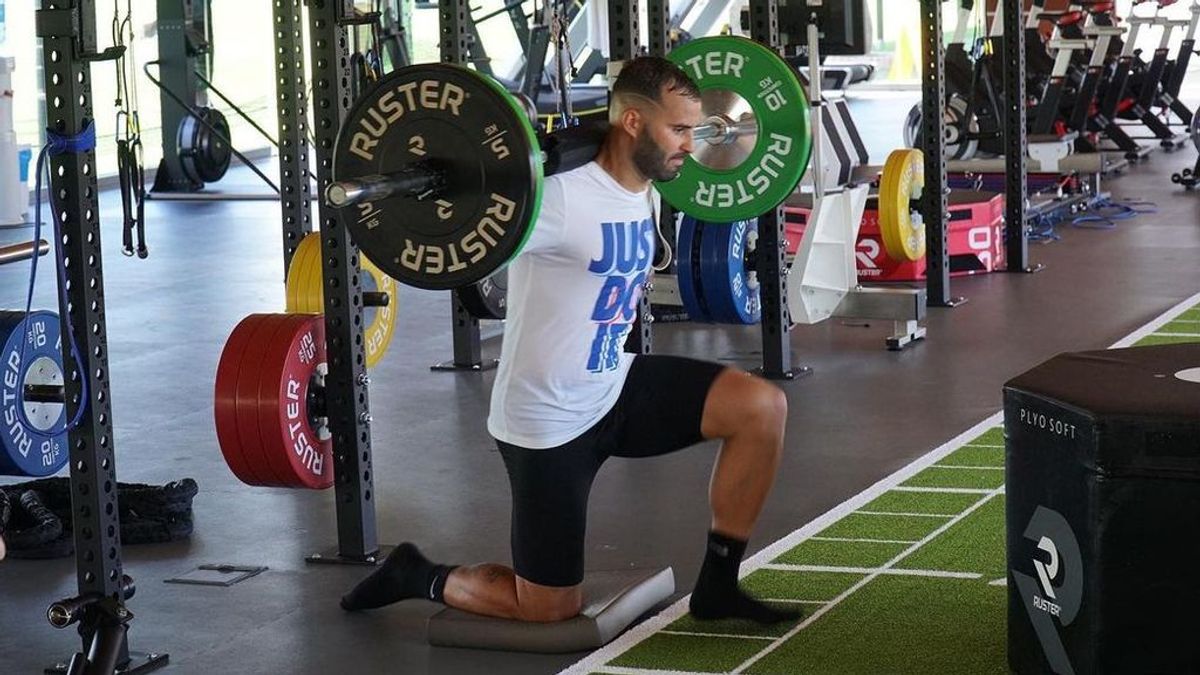 Jesé aún no ha firmado por ningún equipo. Jesé aún no ha firmado por ningún equipo.