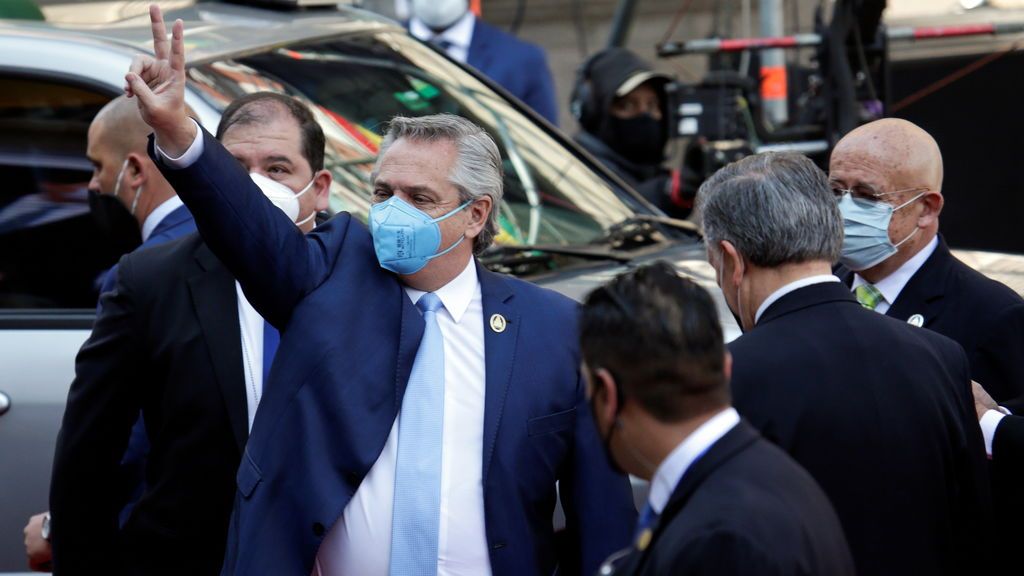 El presidente de Argentina muestra su agradecimiento "eterno" a Putin por su ayuda sanitaria El presidente de Argentina muestra su agradecimiento "eterno" a Putin por su ayuda sanitaria