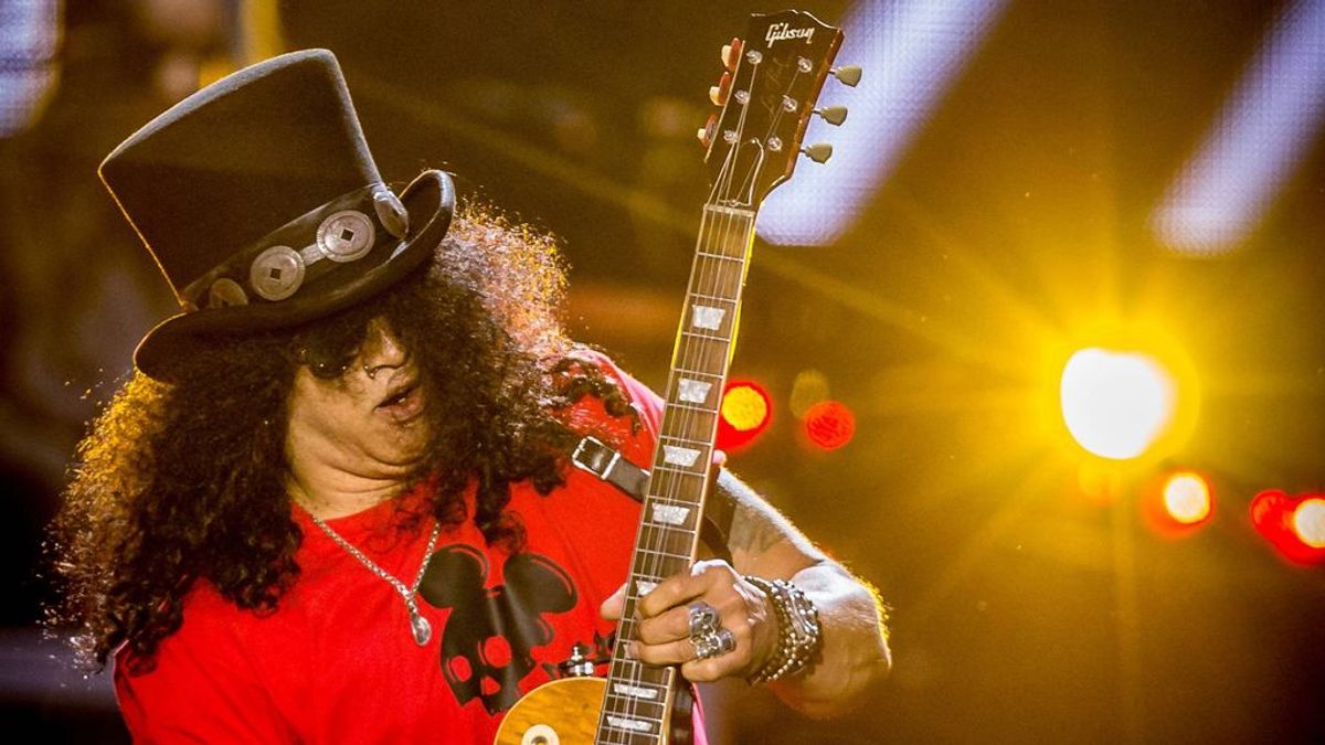 Slash lo confirma: habrá nueva música de Guns N' Roses en 2021