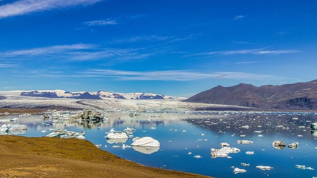 El calentamiento global no es lo único que está derritiendo el Ártico, hay algo más
