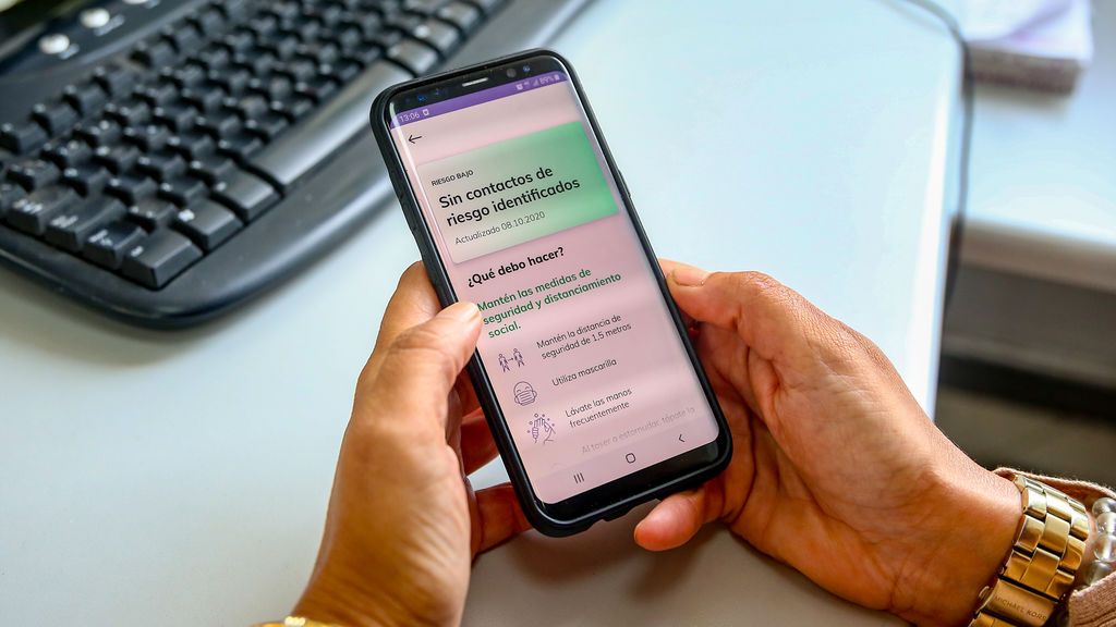 El Gobierno aprueba destinar 28,5 millones de euros a promocionar la app Radar Covid El Gobierno aprueba destinar 28,5 millones de euros a promocionar la app Radar Covid