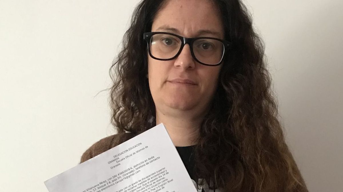 Suspensa en Inglés por ser sorda Suspensa en Inglés por ser sorda