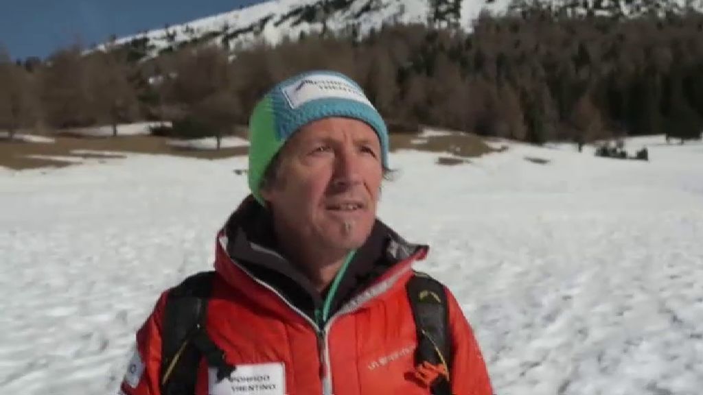 El hombre que sobrevivió 50 minutos bajo la nieve tras una avalancha en los Alpes